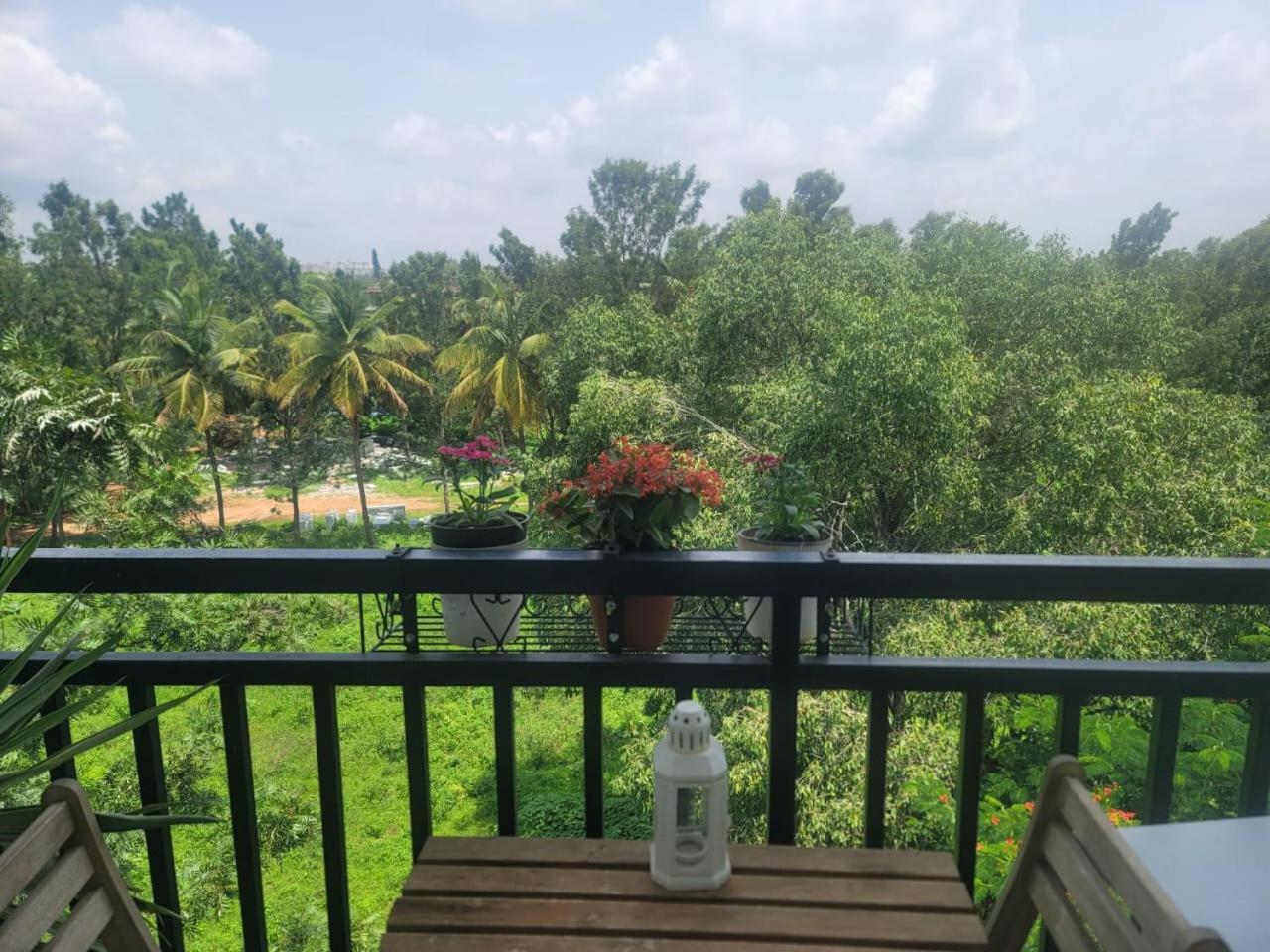 Serene Home Stay บังกาลอร์ ภายนอก รูปภาพ